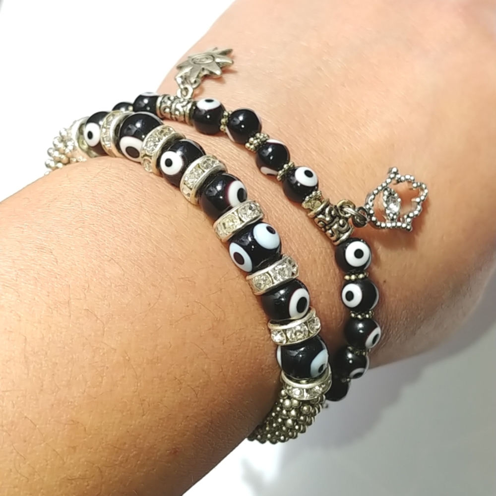 ✨BOGO FREE✨ 2 glass beads evil eye stretch bracelets  NWT